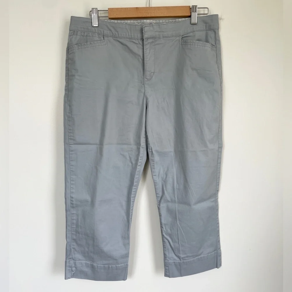 Grey Bandolino capris - Picture 2 of 4